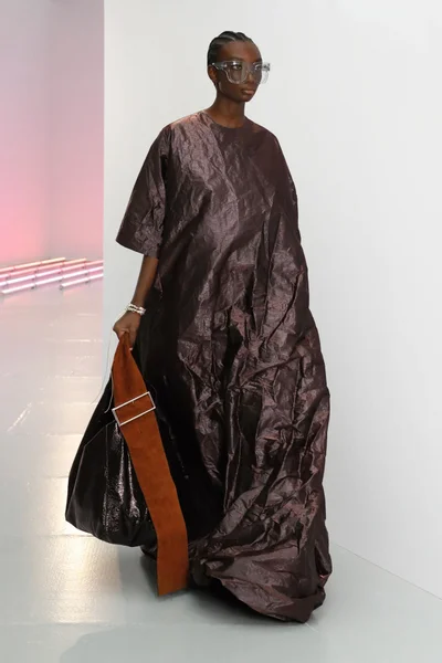 Look 23